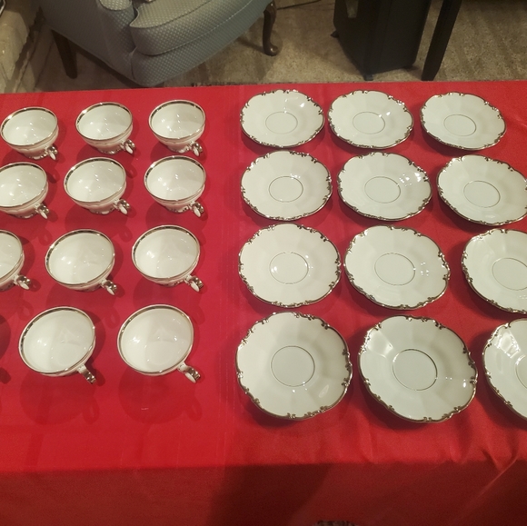 Hutschenreuther Vintage Fine Bone China - Picture 7 of 10